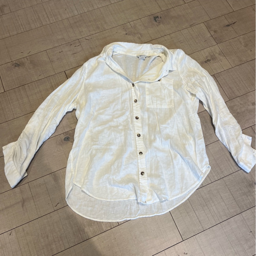 🤎2/$20🤎 Reitmans Classic Button-Down Shirt in Off-White/Cream
